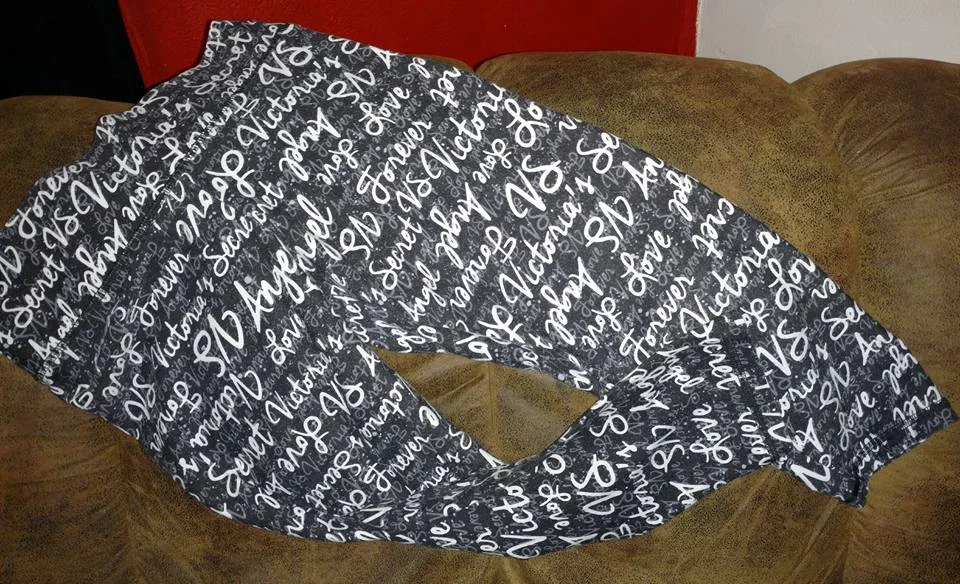 Victorias Secret Capri Leggings