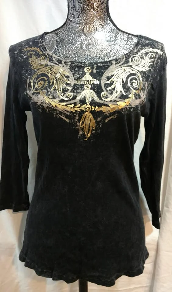 Ribbed Gold &amp; Silver Accent Burnout Shirt