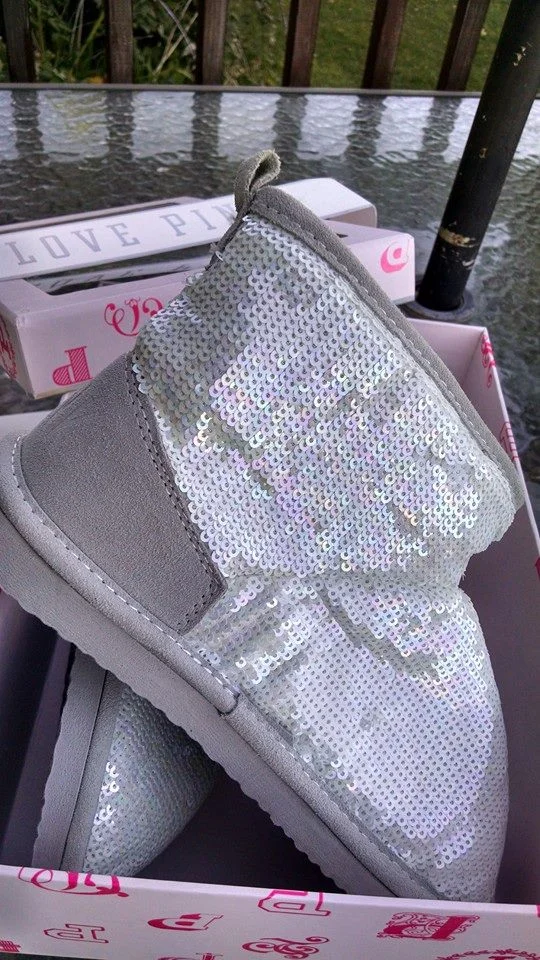 Limited Edition Victoria's Secret PINK Sequined Boots Slippers