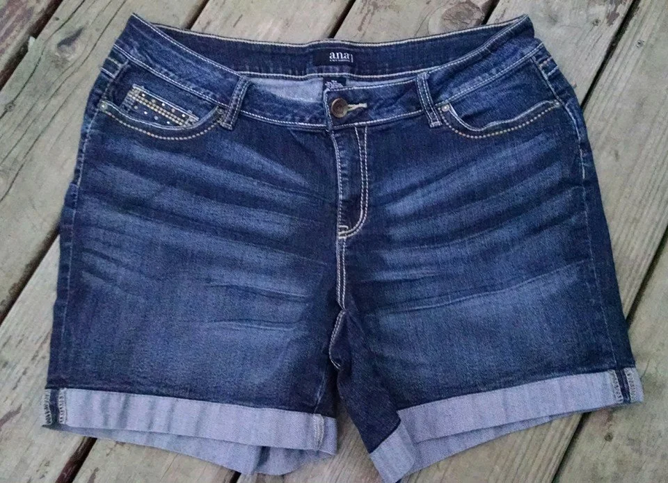 Stretch Shorts - Gem Accents