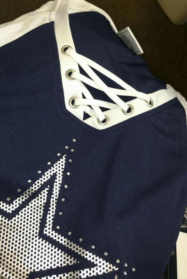 NFL Women's Embellished Shirt Dallas Cowboys 