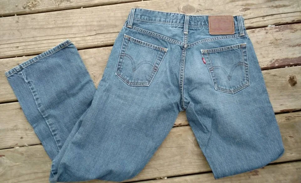 Levi Jeans Low Boot Cut 527 Red Tab