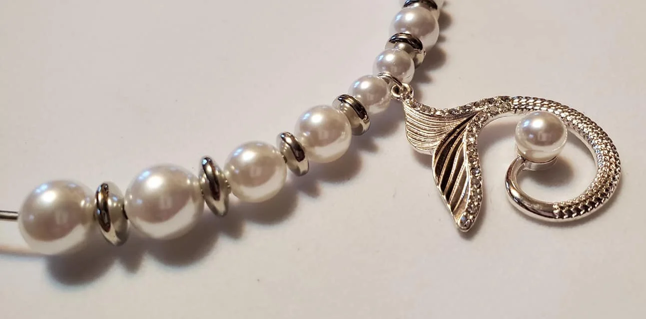 Mermaid Tail Pearl Necklace