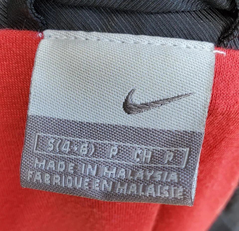 Lightweight NIKE Windbreaker Jacket