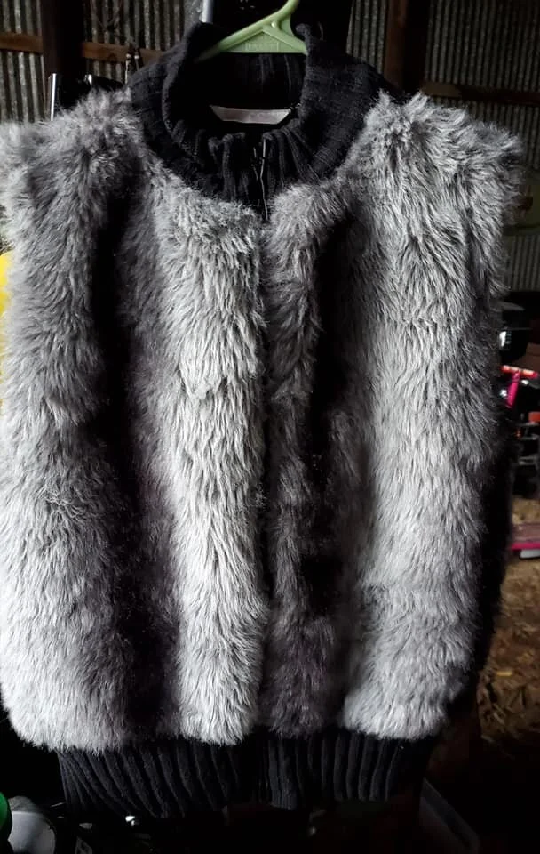 Derek Heart Faux Fur Vest 