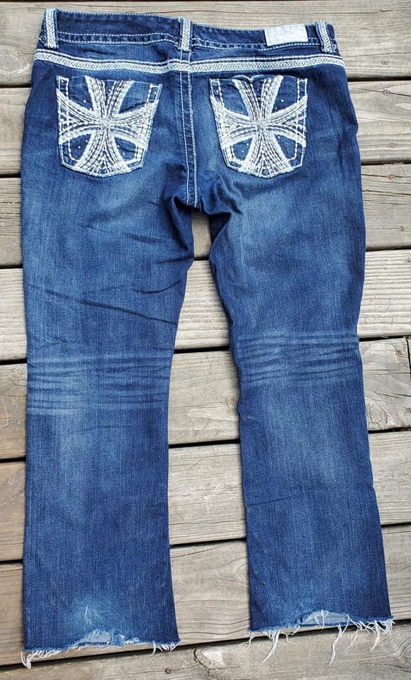 Maurices Premium Jeans 15/16 Short