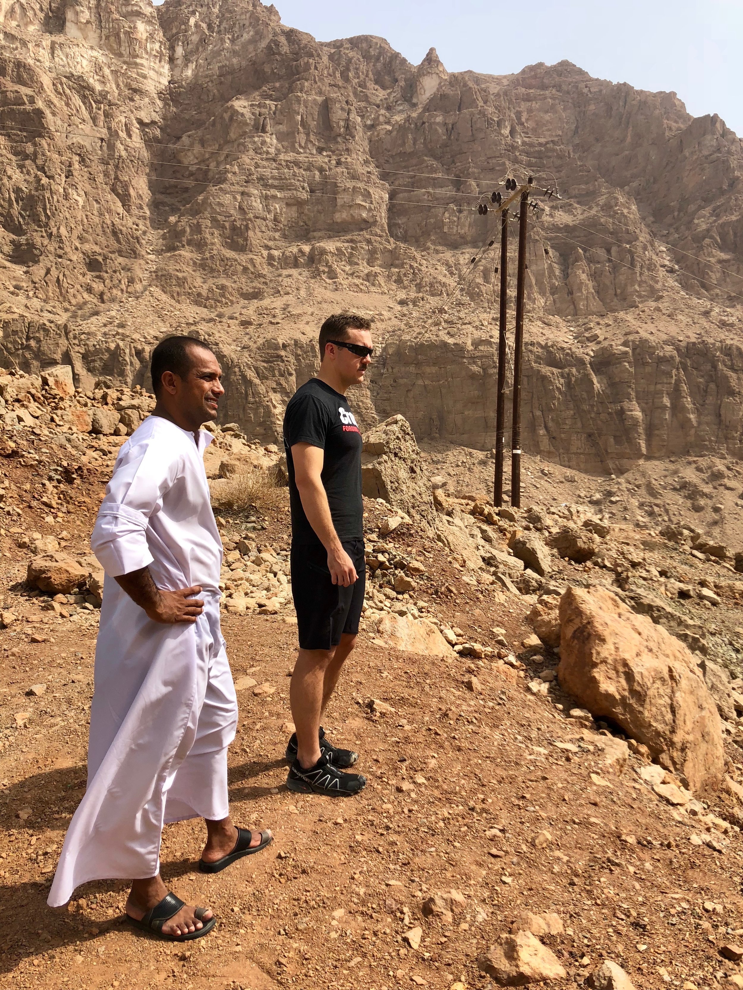  Juma &amp; McLean looking out over Wadi Tiwi 