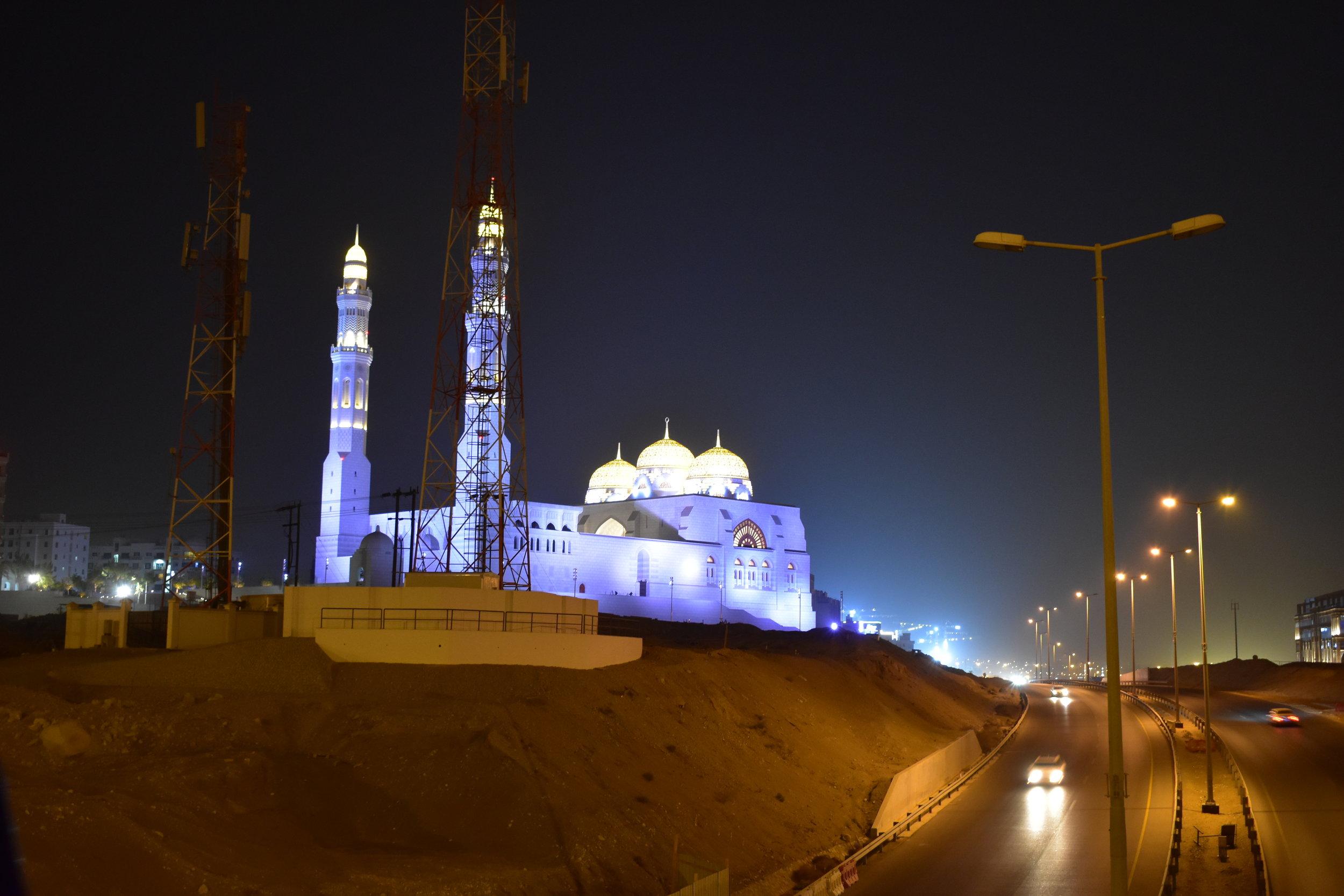  Picturesque mosque overlooking Muscat (not the same mosque as the Grand Mosque). 