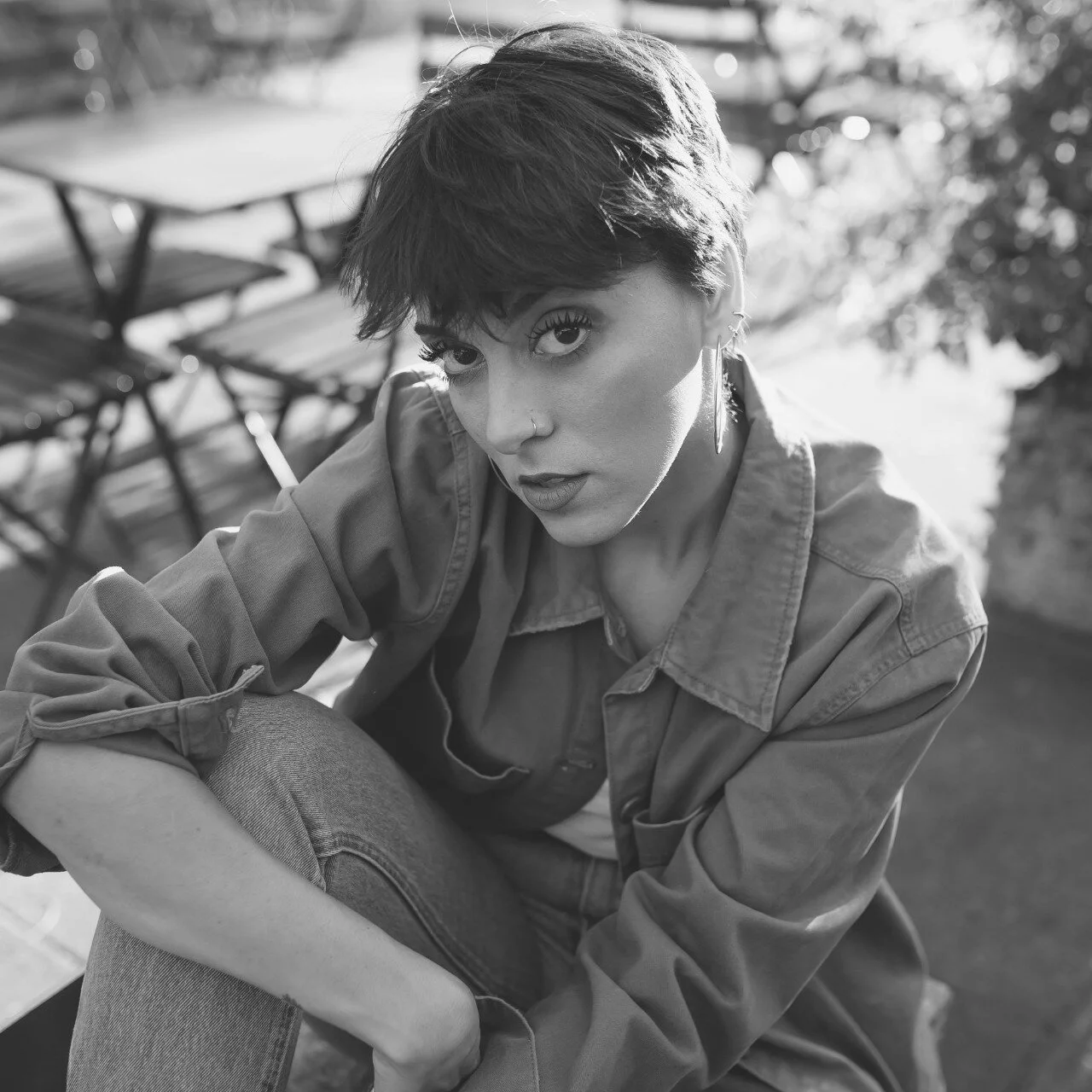 Júlia FaccionCriadora de conteúdo, fotógrafa e escritora“A moda é uma das vertentes mais bonitas da liberdade de expressão. É a capa onde estampamos nosso tempo, nossa comunidade, nossa política, nossa arte. No Brasil, ela se potencializa na abundân…