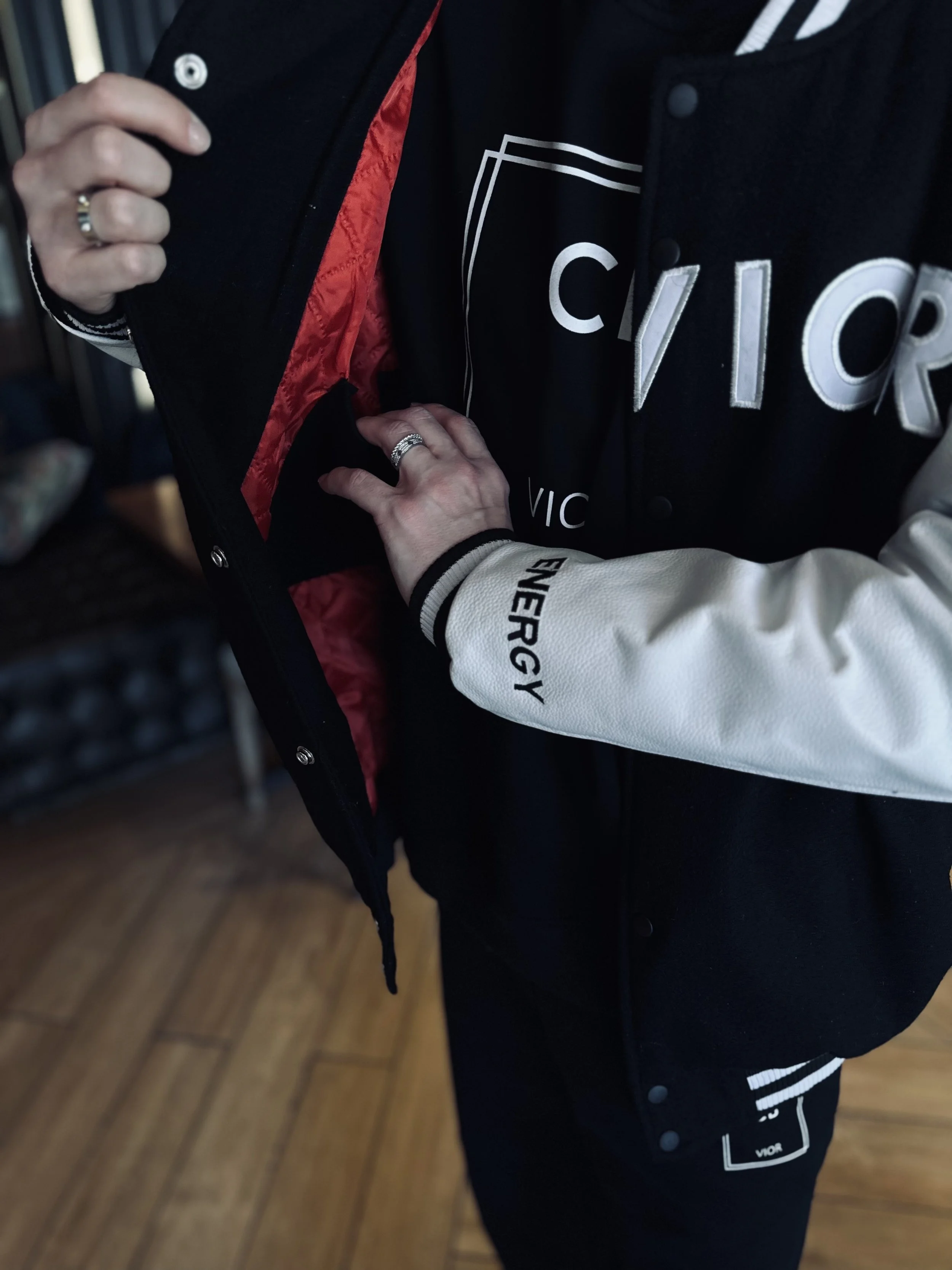 cb vior jacket 5.jpg