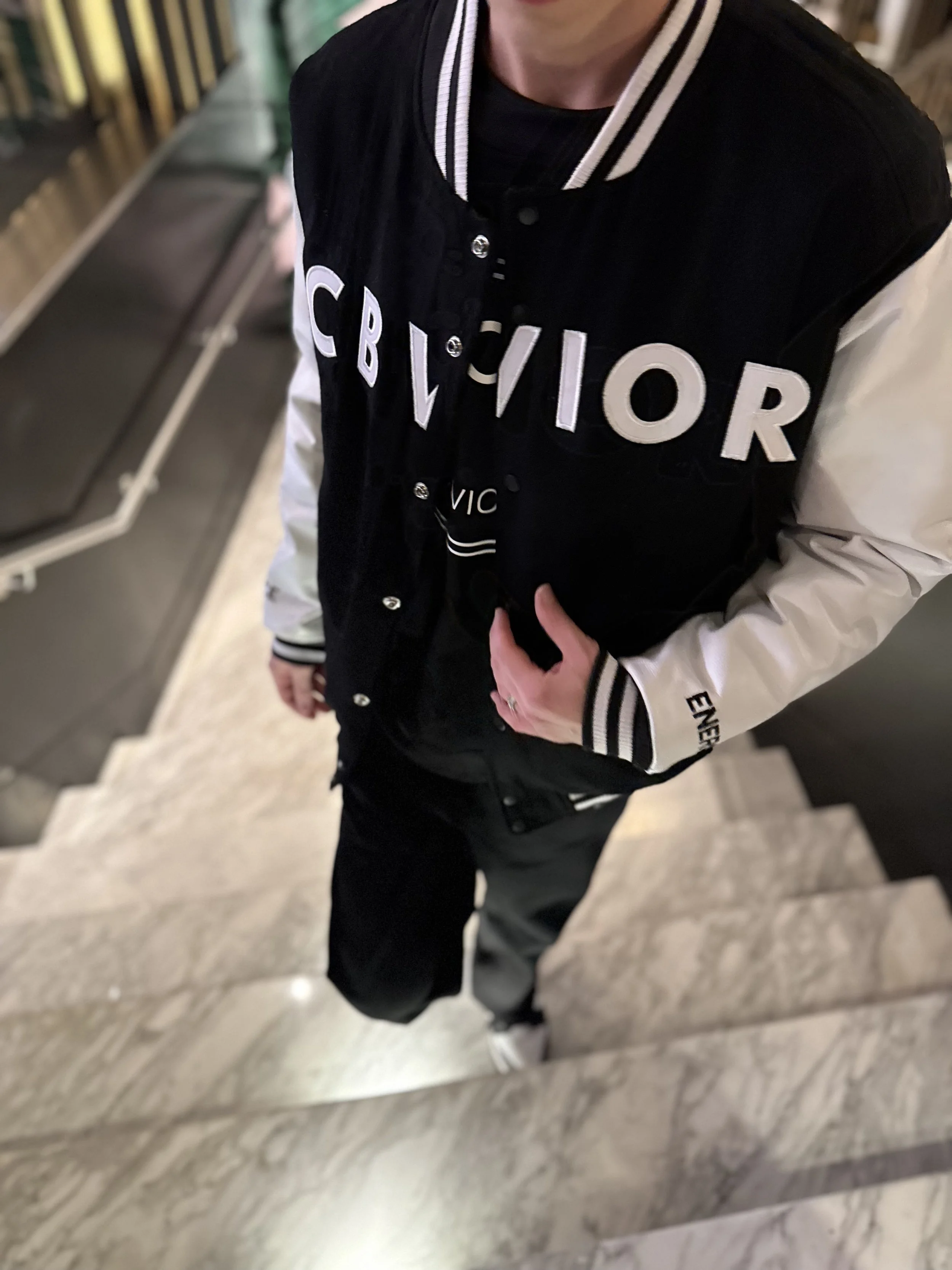 cb vior jacket 3.jpg