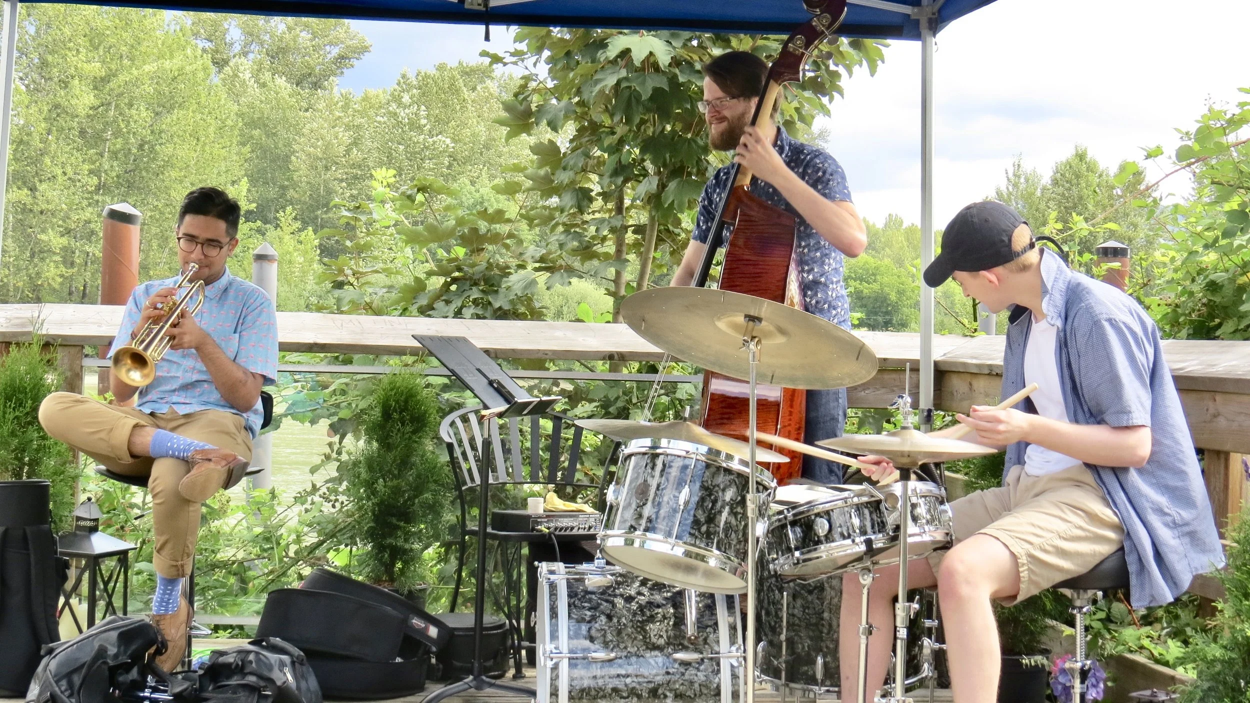 The Ilhan Safereli Trio