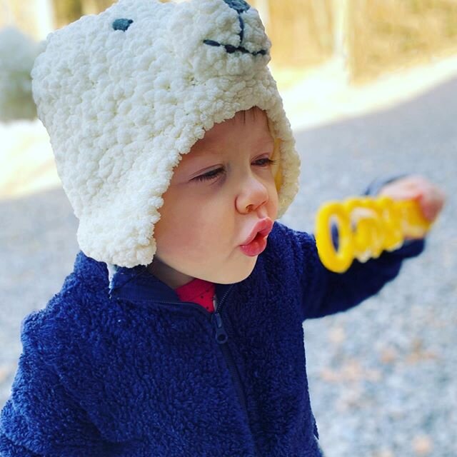 The art of blowing the perfect bubble! ❤️ #blowingbubbles #babygirl #perfectbubble #family #granddaughter #love #sweetgirl #playoutside #grandbabies #thewanderinggigi #beauty