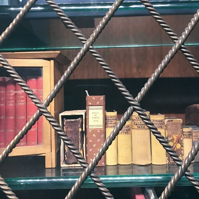 These mini books make me so happy.