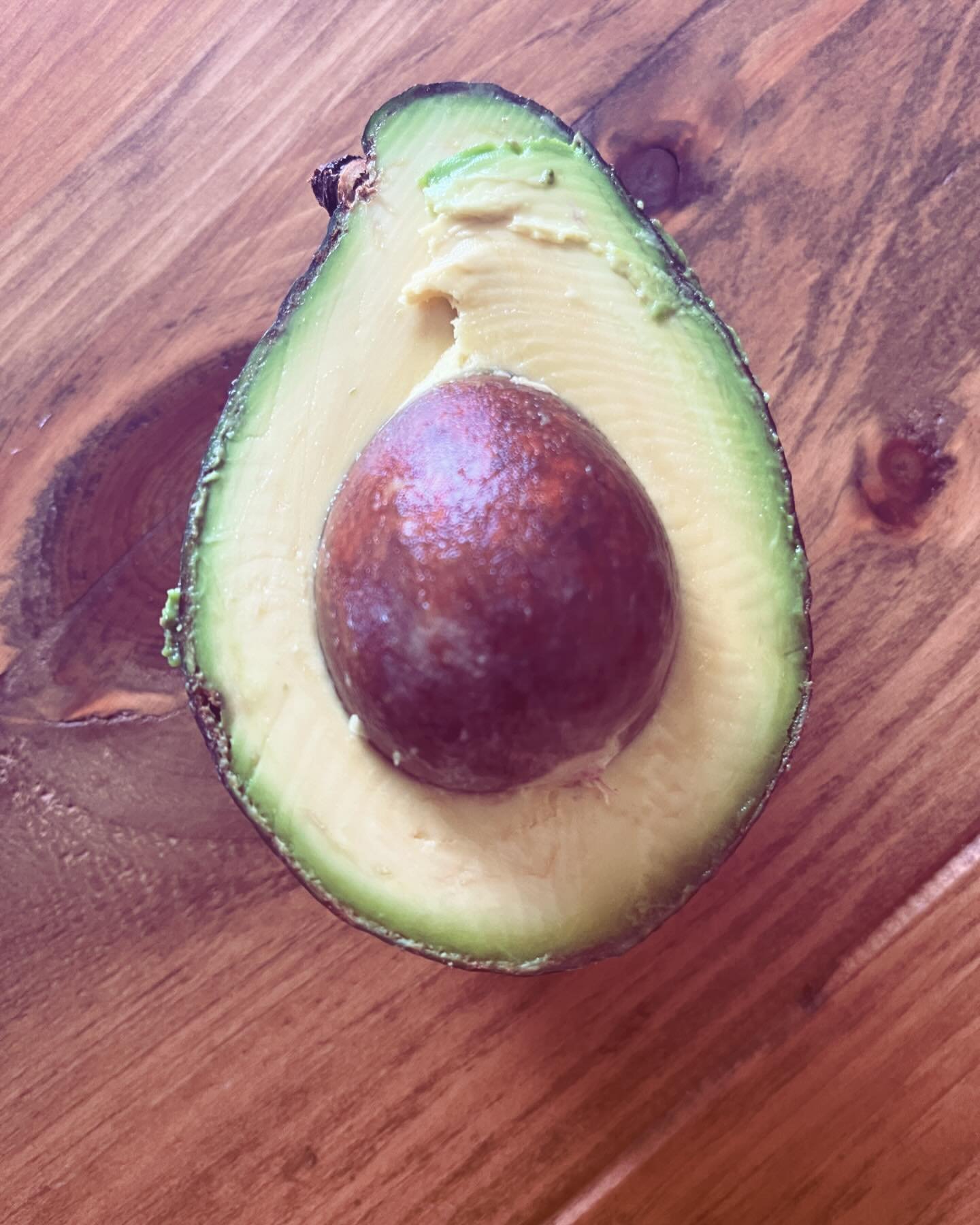 There is beauty in the perfect avocado
#avocado #perfectavocado #healthyfats #breakfast #plantbased #holidticnutritionist cado