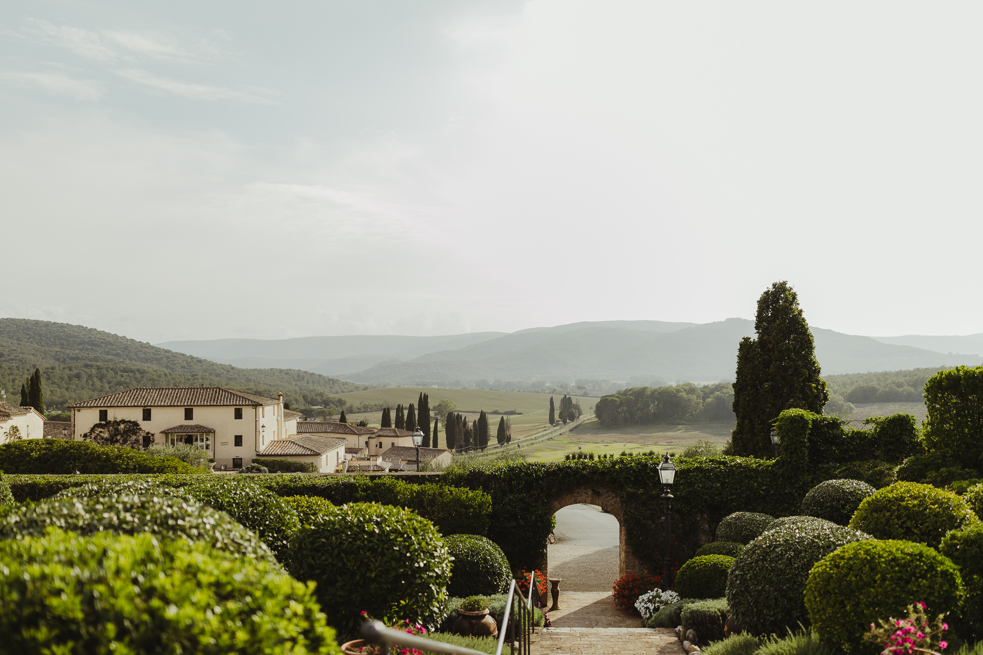 TuscanyWeddingPhotographer-1.jpg