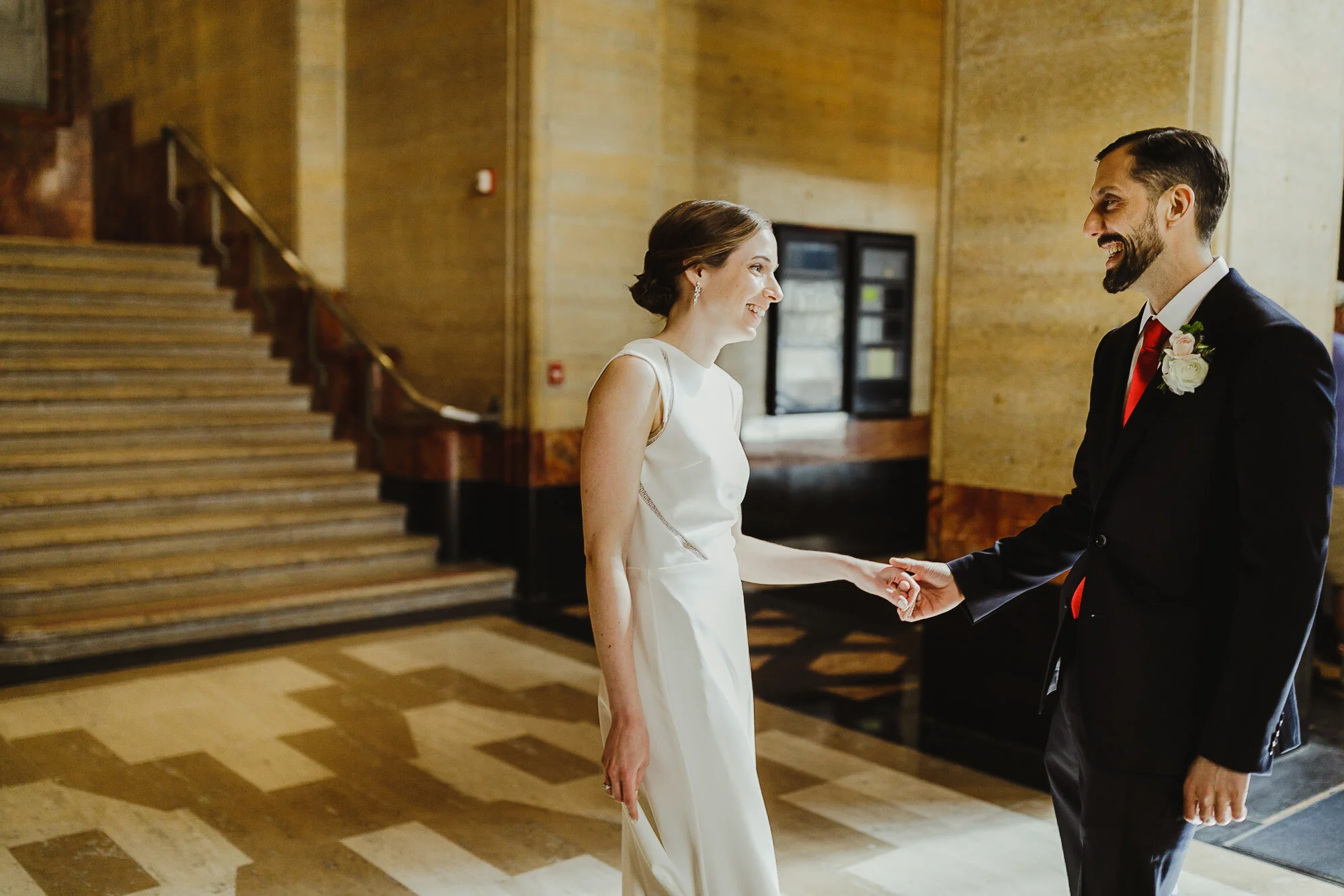JillDeVriesPhotography-CityHallWedding-17.jpg