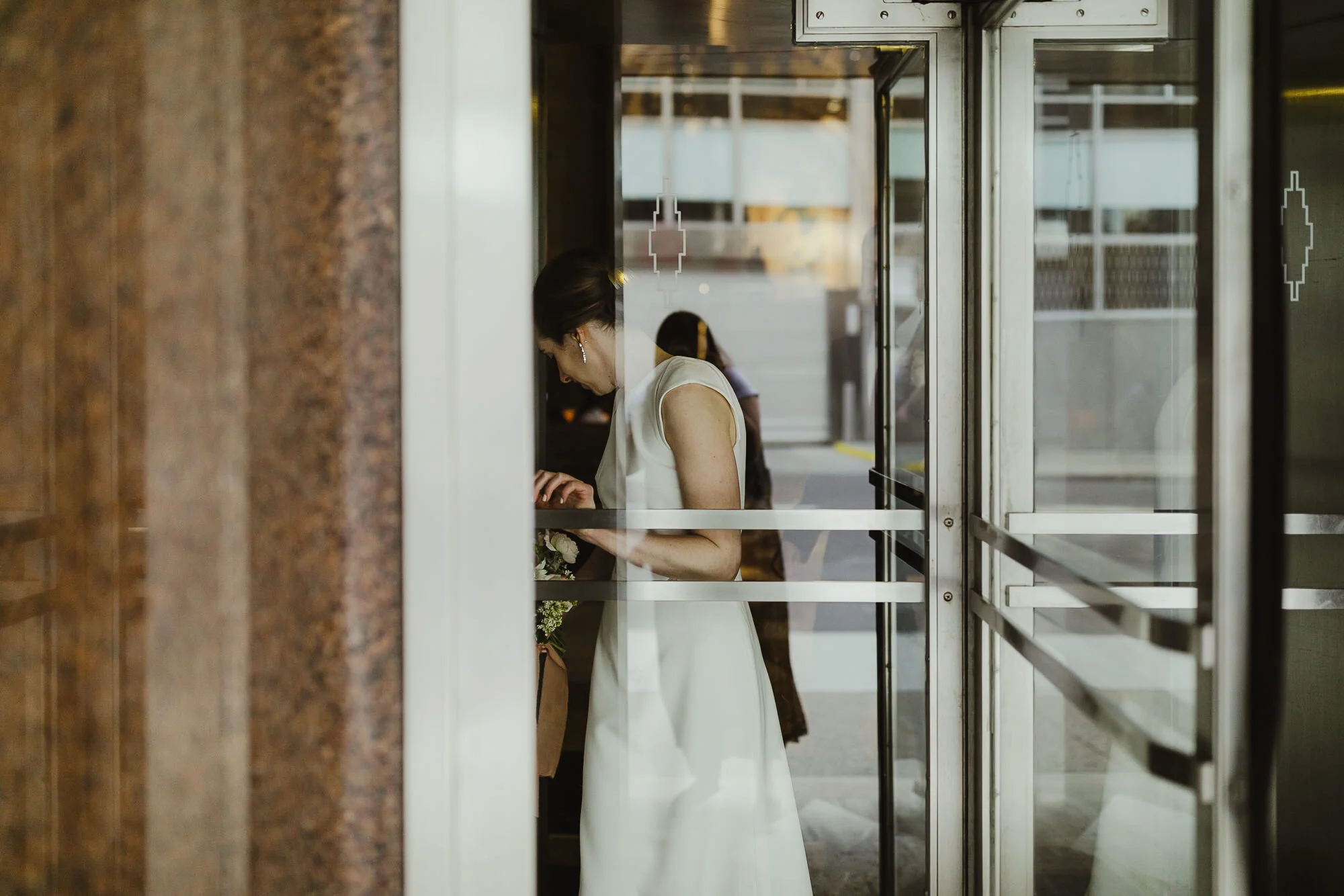 JillDeVriesPhotography-CityHallWedding-18.jpg