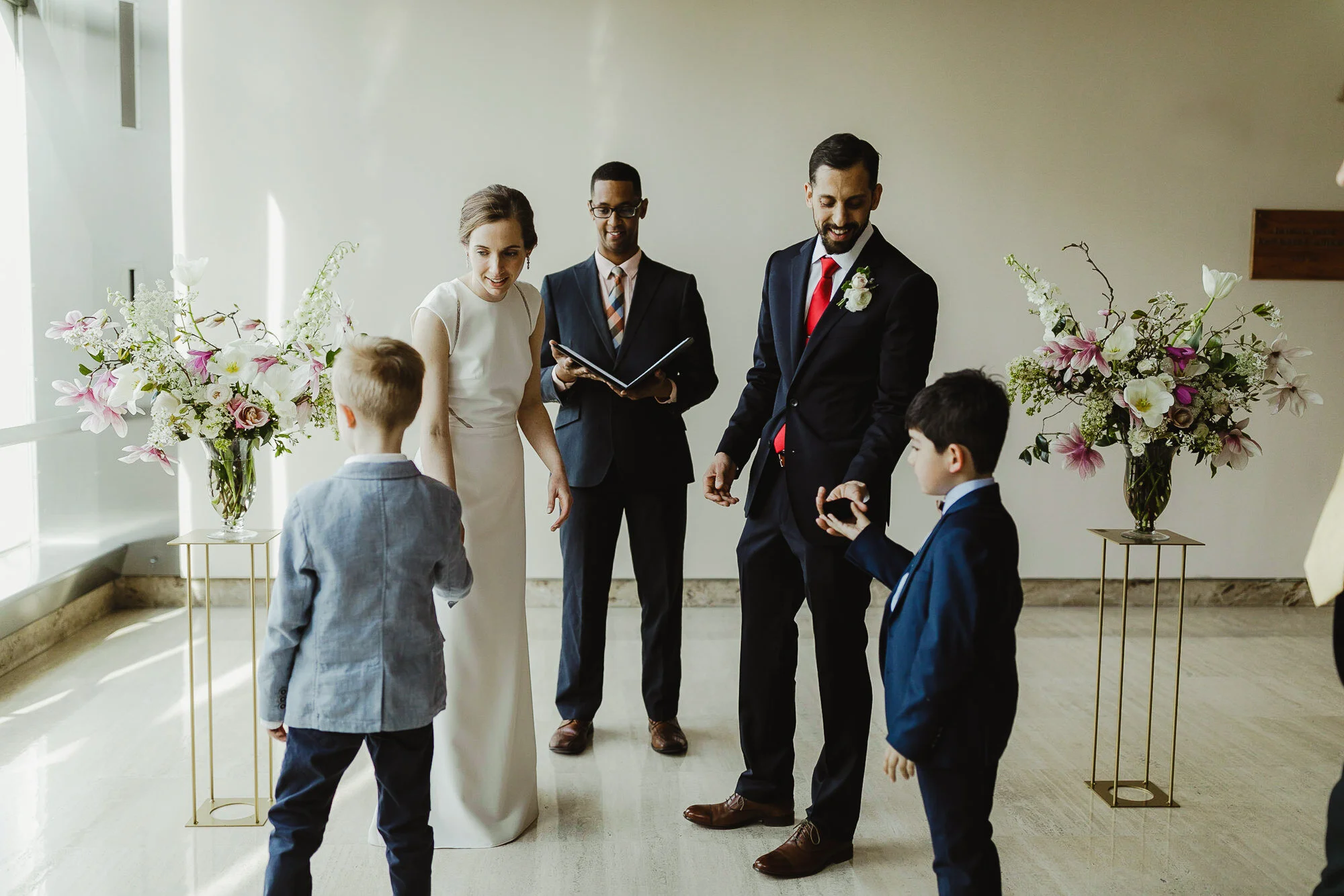 JillDeVriesPhotography-CityHallWedding-32.jpg