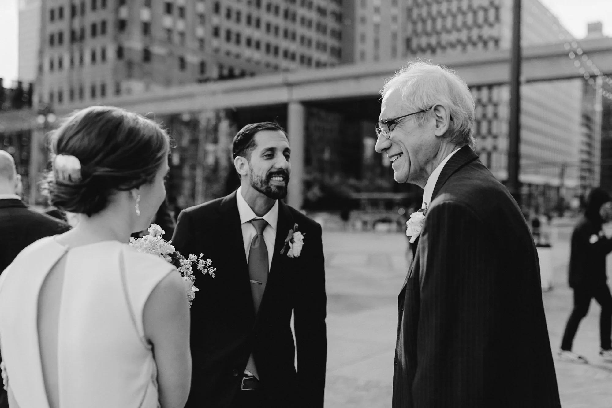 JillDeVriesPhotography-CityHallWedding-45.jpg