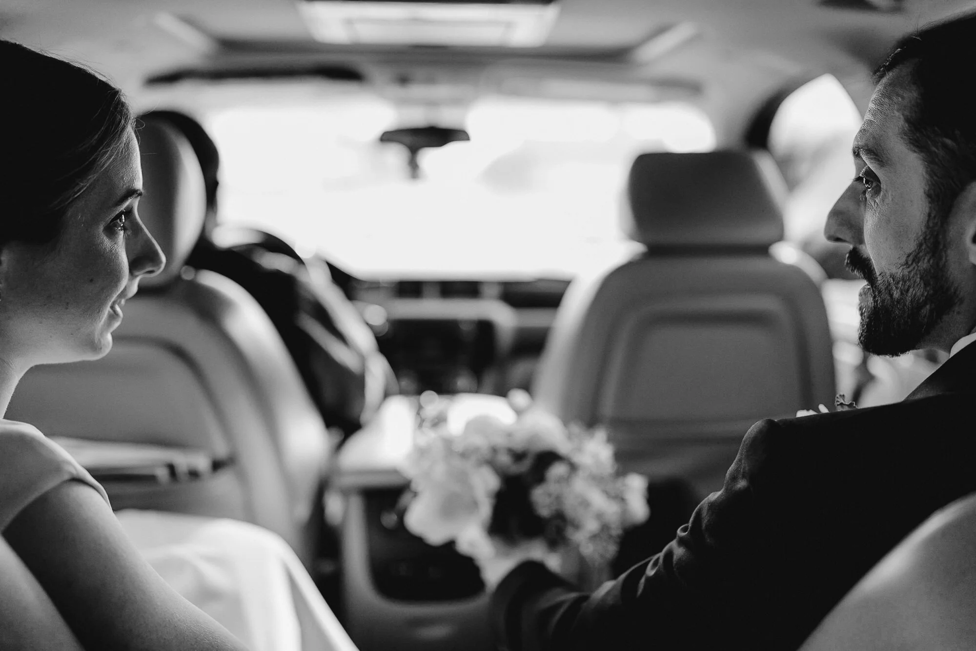 JillDeVriesPhotography-CityHallWedding-46.jpg