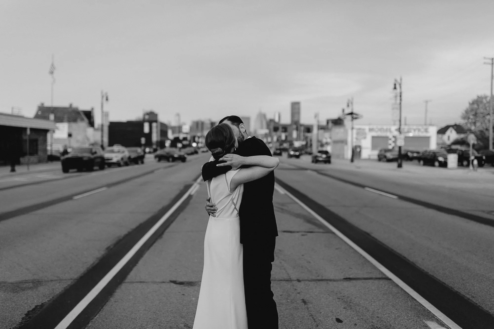 JillDeVriesPhotography-CityHallWedding-74.jpg