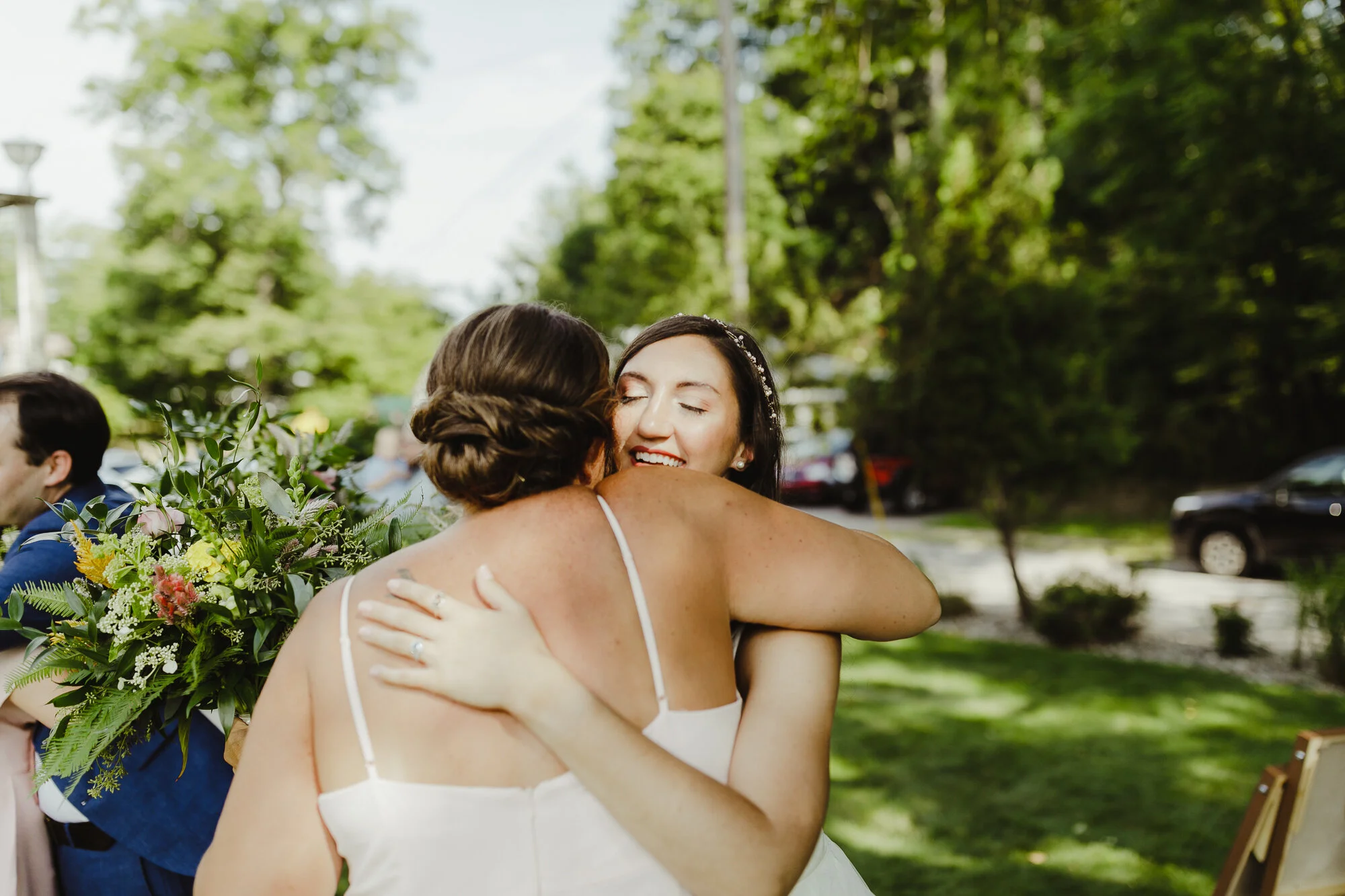 JillDeVriesPhotography-CovidBackyardWedding-12.jpg