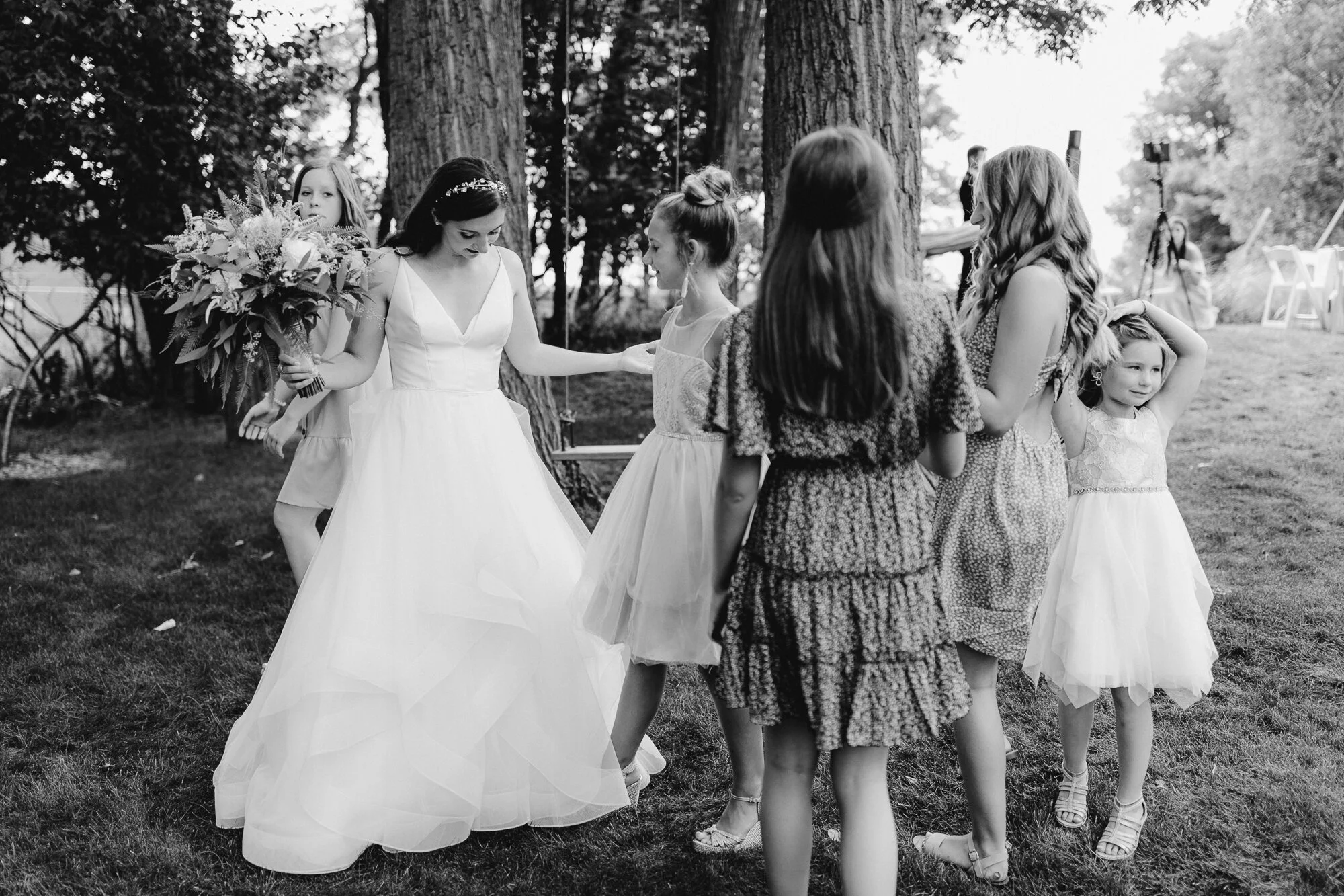 JillDeVriesPhotography-CovidBackyardWedding-18.jpg