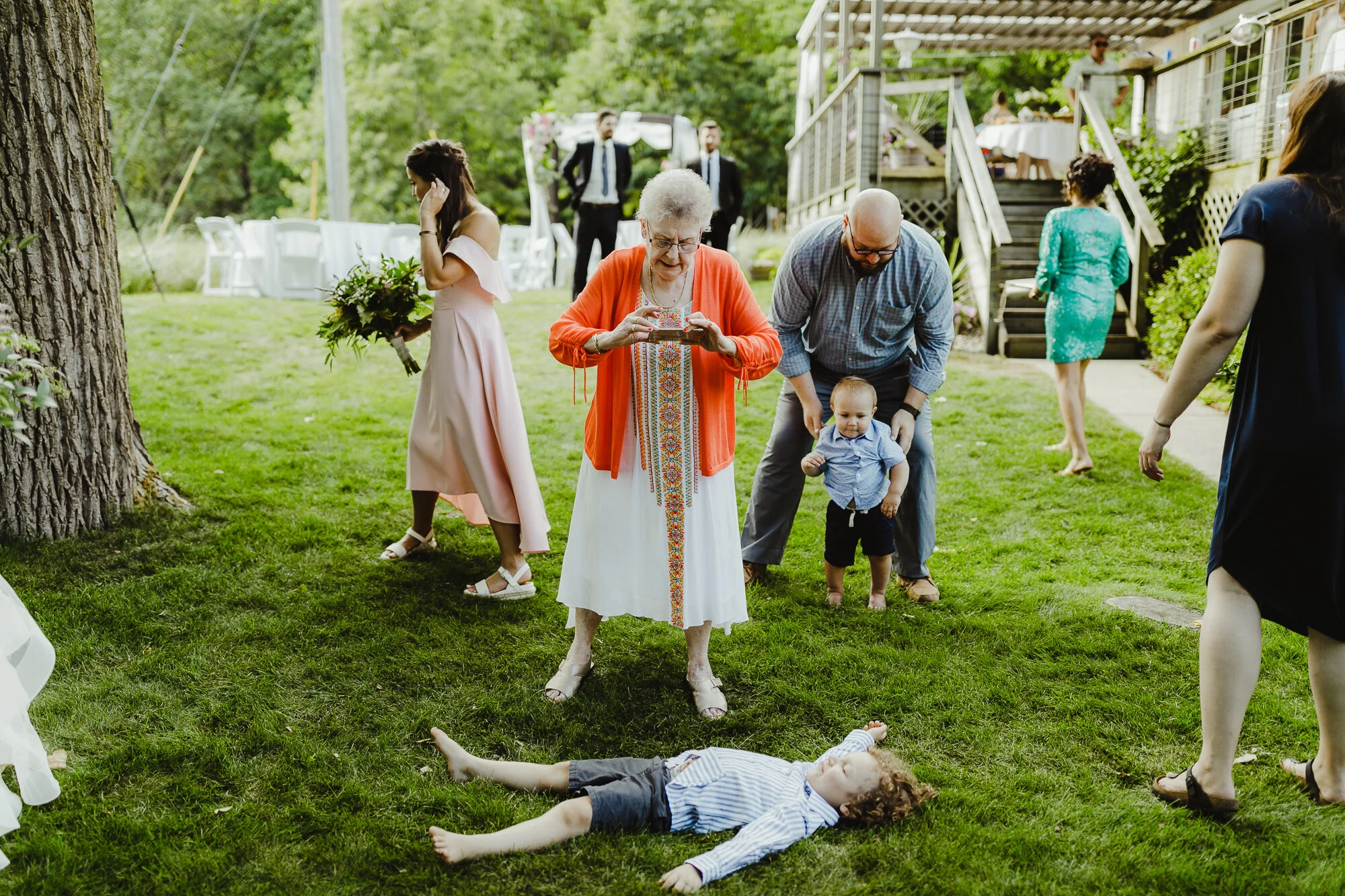 JillDeVriesPhotography-CovidBackyardWedding-17.jpg