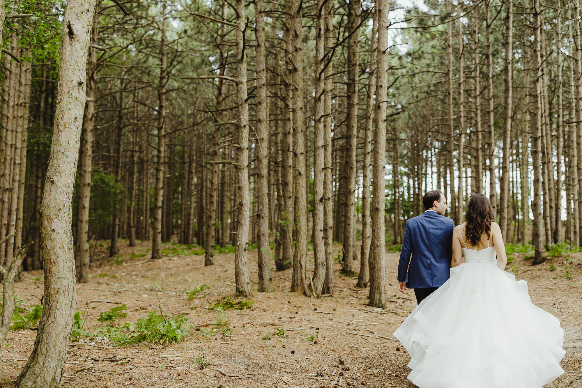 JillDeVriesPhotography-CovidBackyardWedding-23.jpg