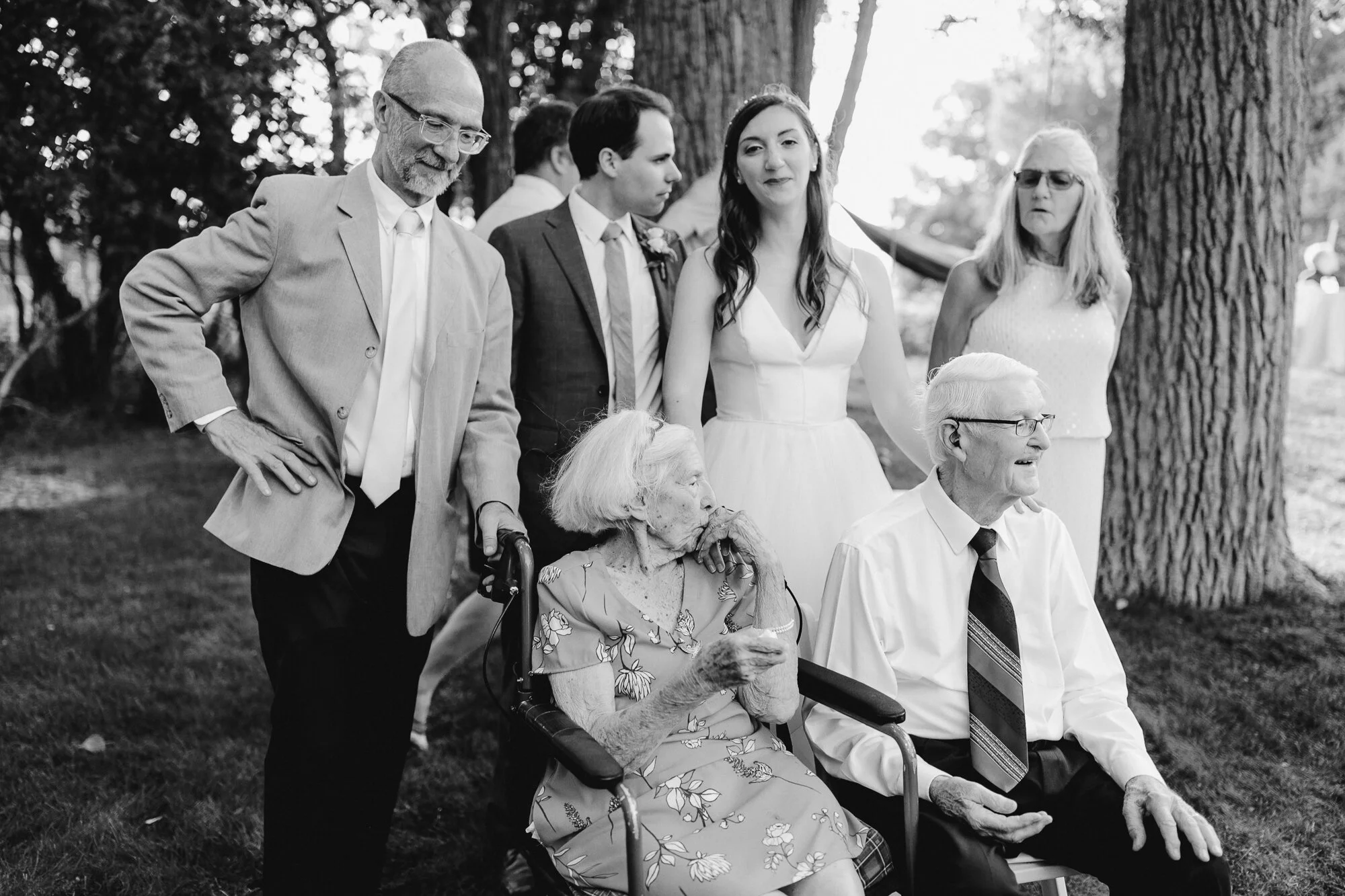 JillDeVriesPhotography-CovidBackyardWedding-51.jpg