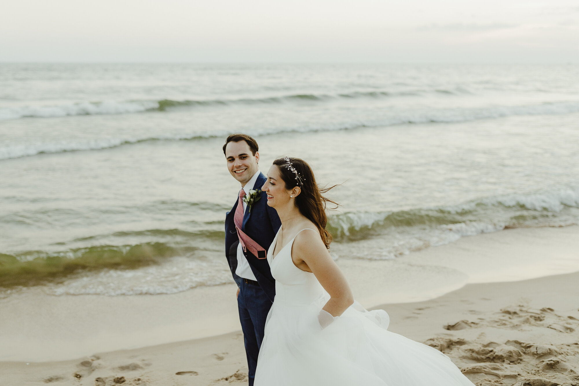 JillDeVriesPhotography-CovidBackyardWedding-87.jpg