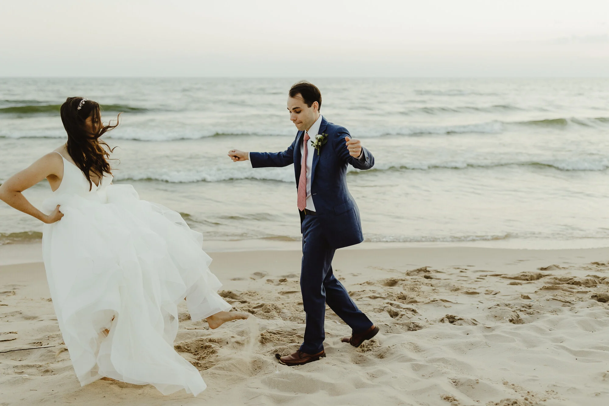 JillDeVriesPhotography-CovidBackyardWedding-91.jpg