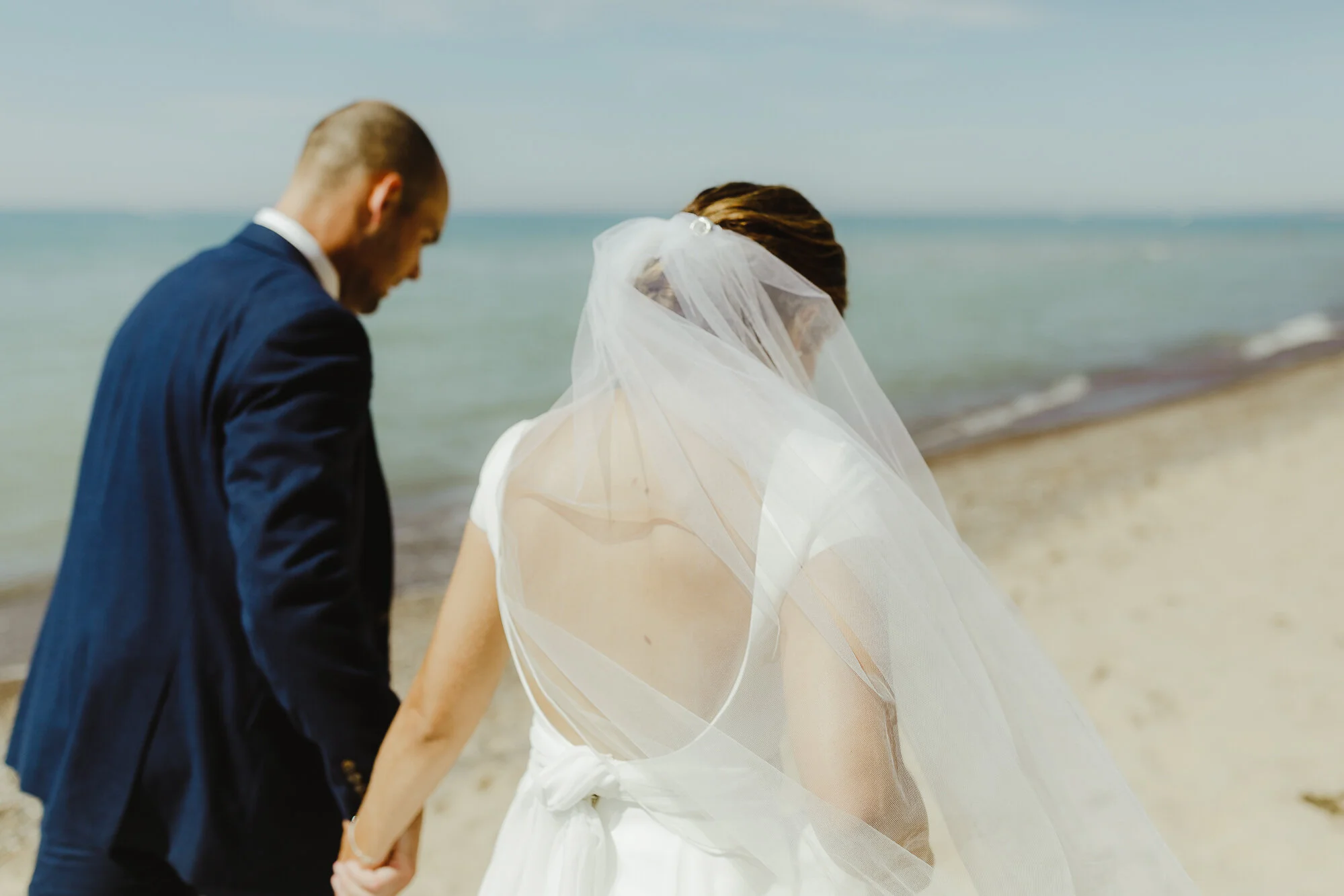 JillDeVries-LakeMichiganWedding-19.jpg