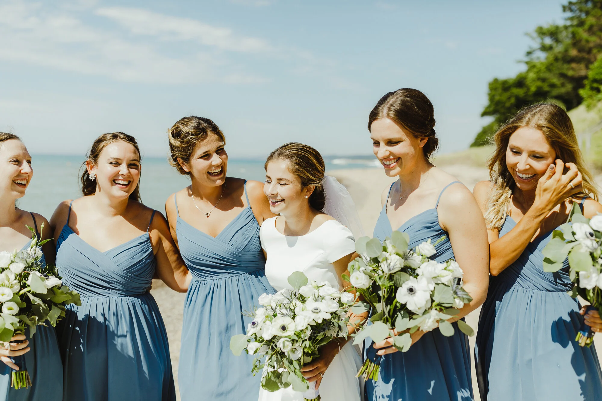JillDeVries-LakeMichiganWedding-27.jpg