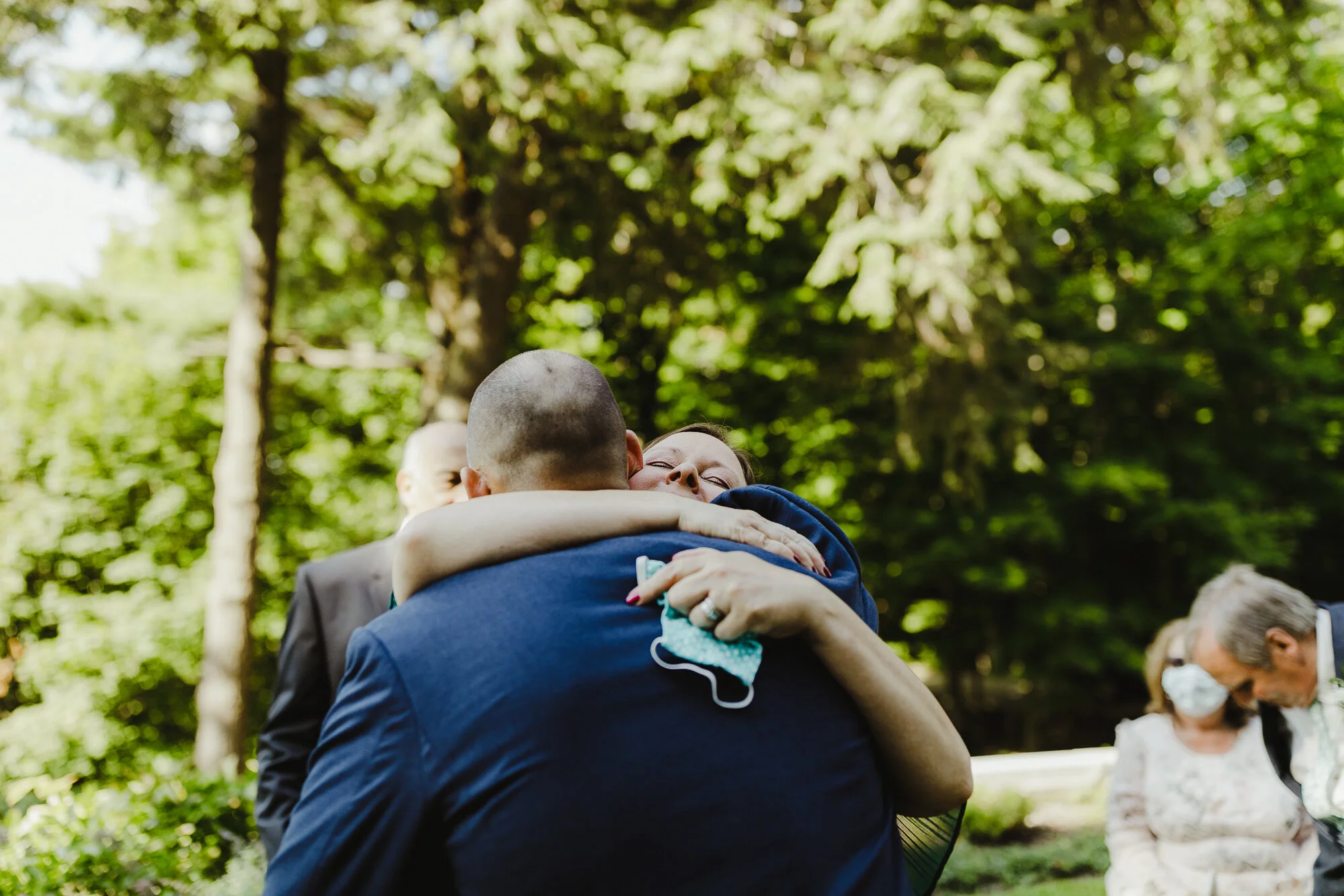 JillDeVries-LakeMichiganWedding-40.jpg