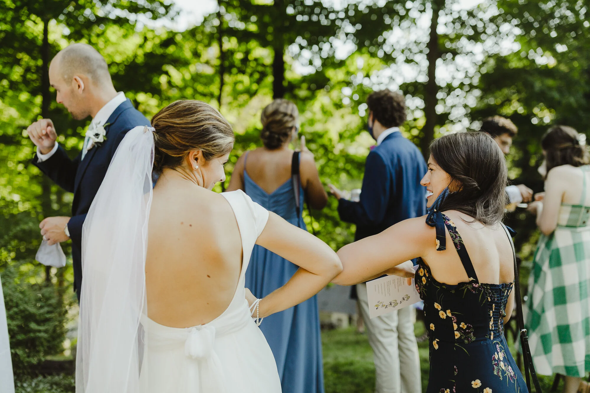 JillDeVries-LakeMichiganWedding-58.jpg