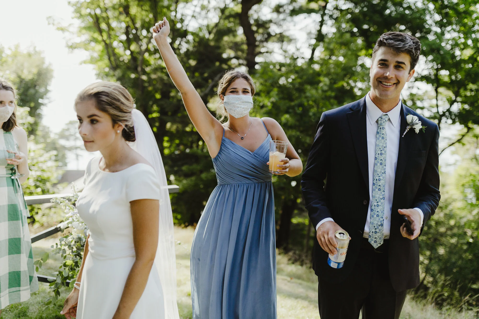 JillDeVries-LakeMichiganWedding-64.jpg
