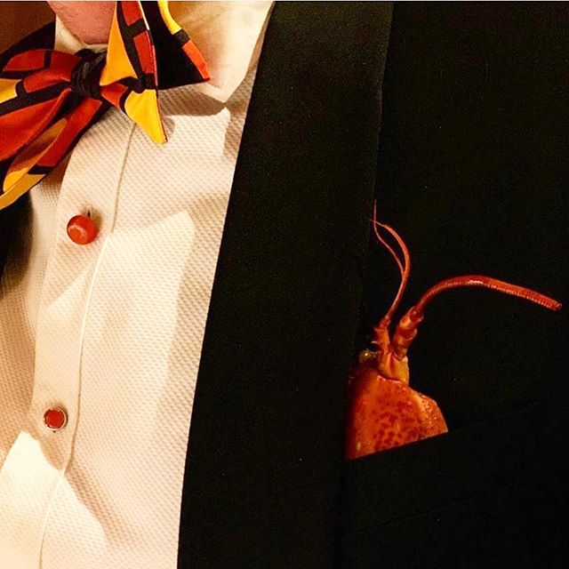 Is that a lobster🦞in your pocket or are you just happy to see me? #yrstruly🍊wearing a lobster 🦞 pochette, immortalized by my delightful dinner partner, @Zenouska 💥Upper crust crustacean🦞 swiped from my lobster🦞 salad appetizer at last night&rsq