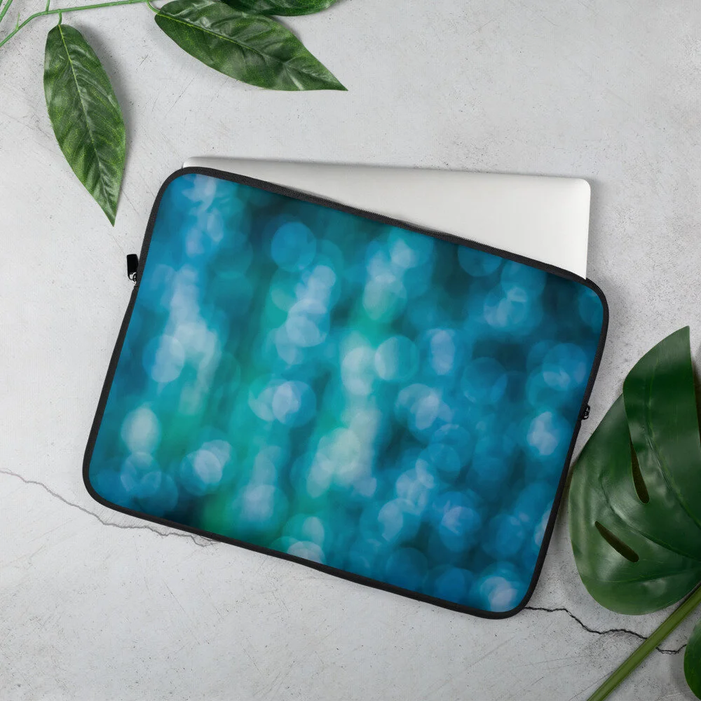 ART005A-Square_mockup_Front_Lifestyle_15-in.jpg