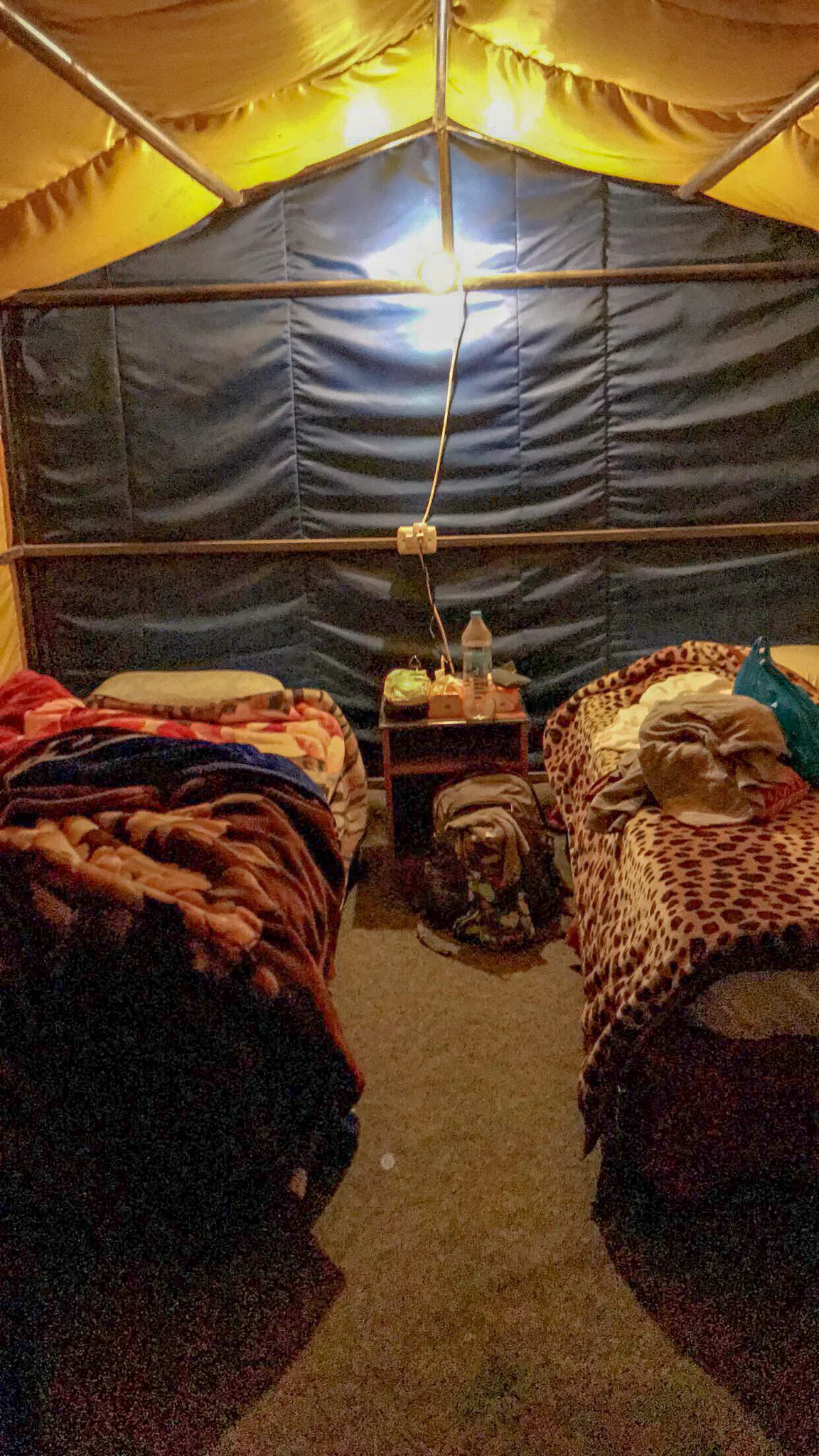 Inside of my sleeping tent. It was rather cold so I used all of the blankets on the spare bed and kept nice and toasty.&nbsp;Have I mentioned how well I slept. Ughhh, my soul craves to sleep like that agin.&nbsp;