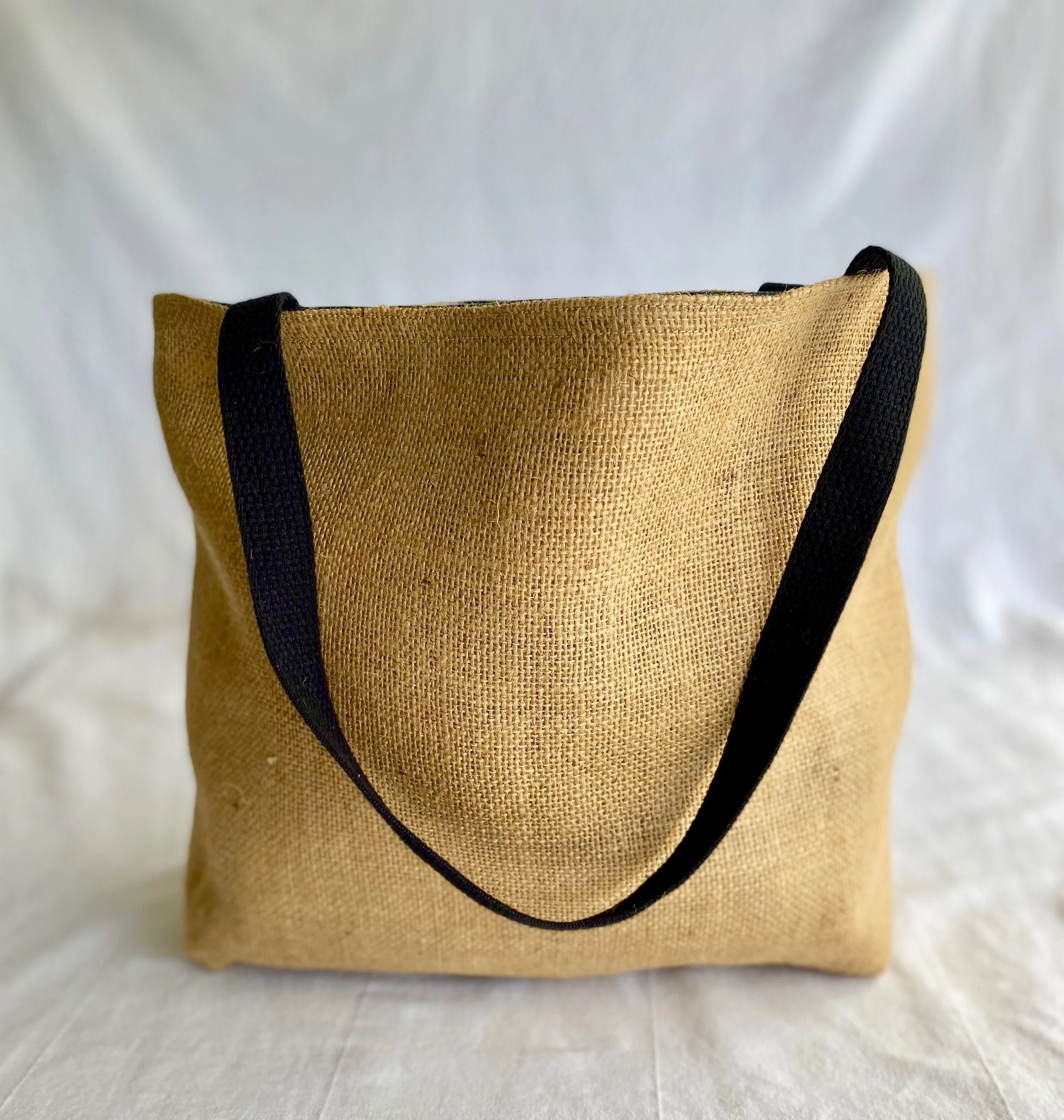Basic Tote Hawaiian Queen Coffee