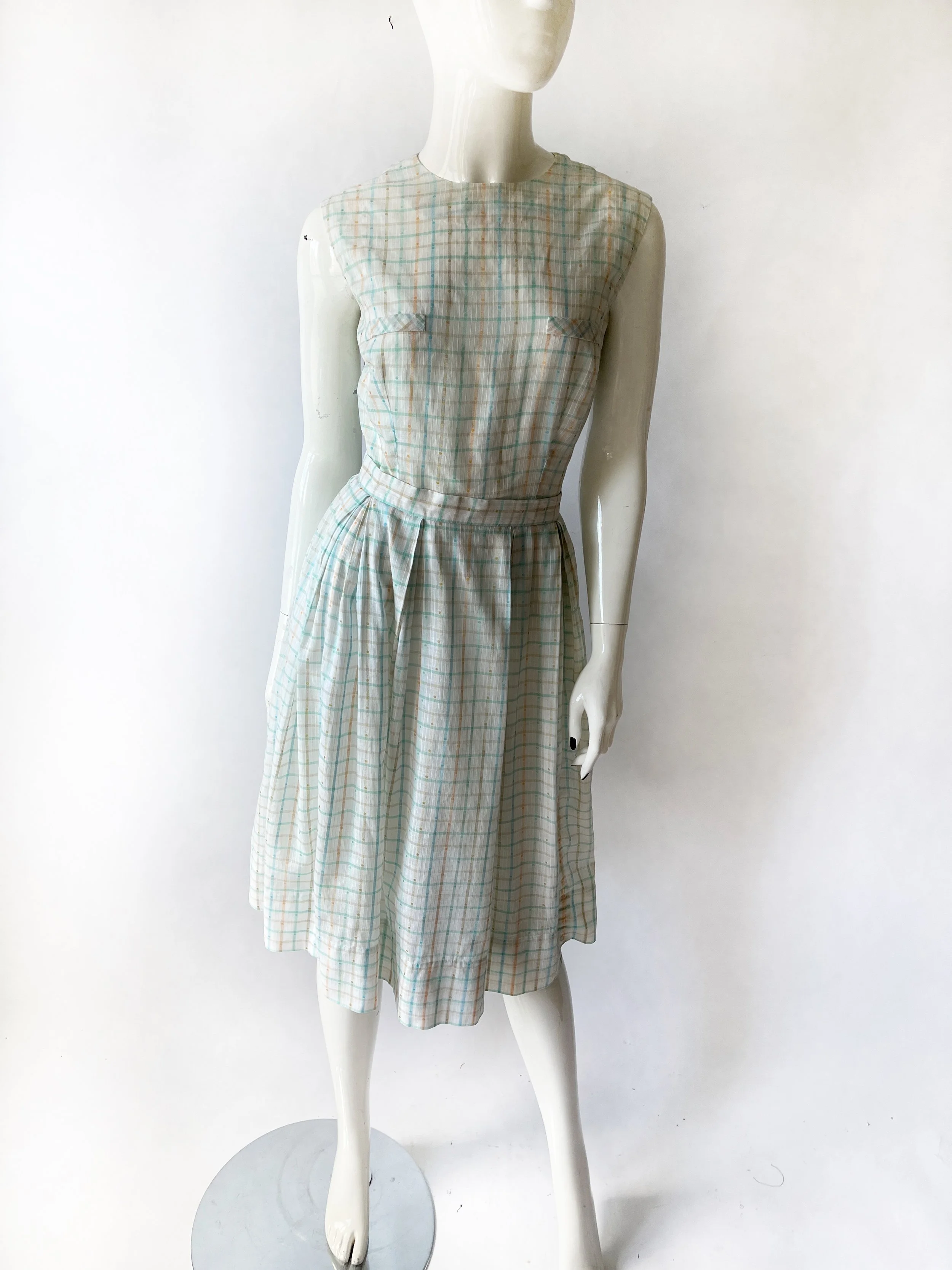 1950s Skirt and Blouse Set with Cute Bows