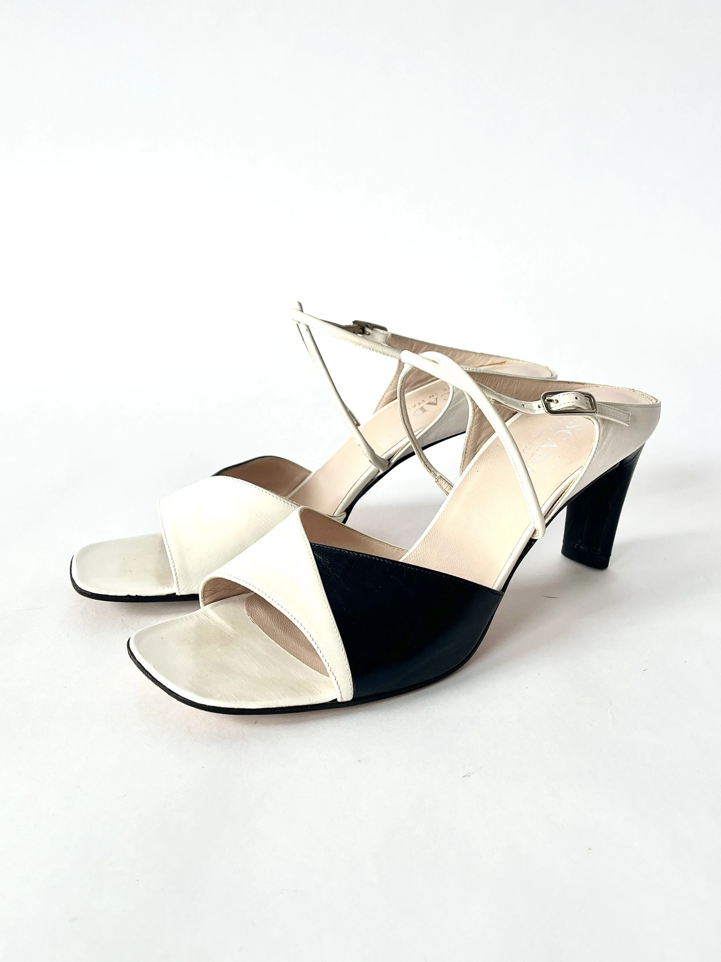 Vintage Escada Black and White Heels Size 8.5 B