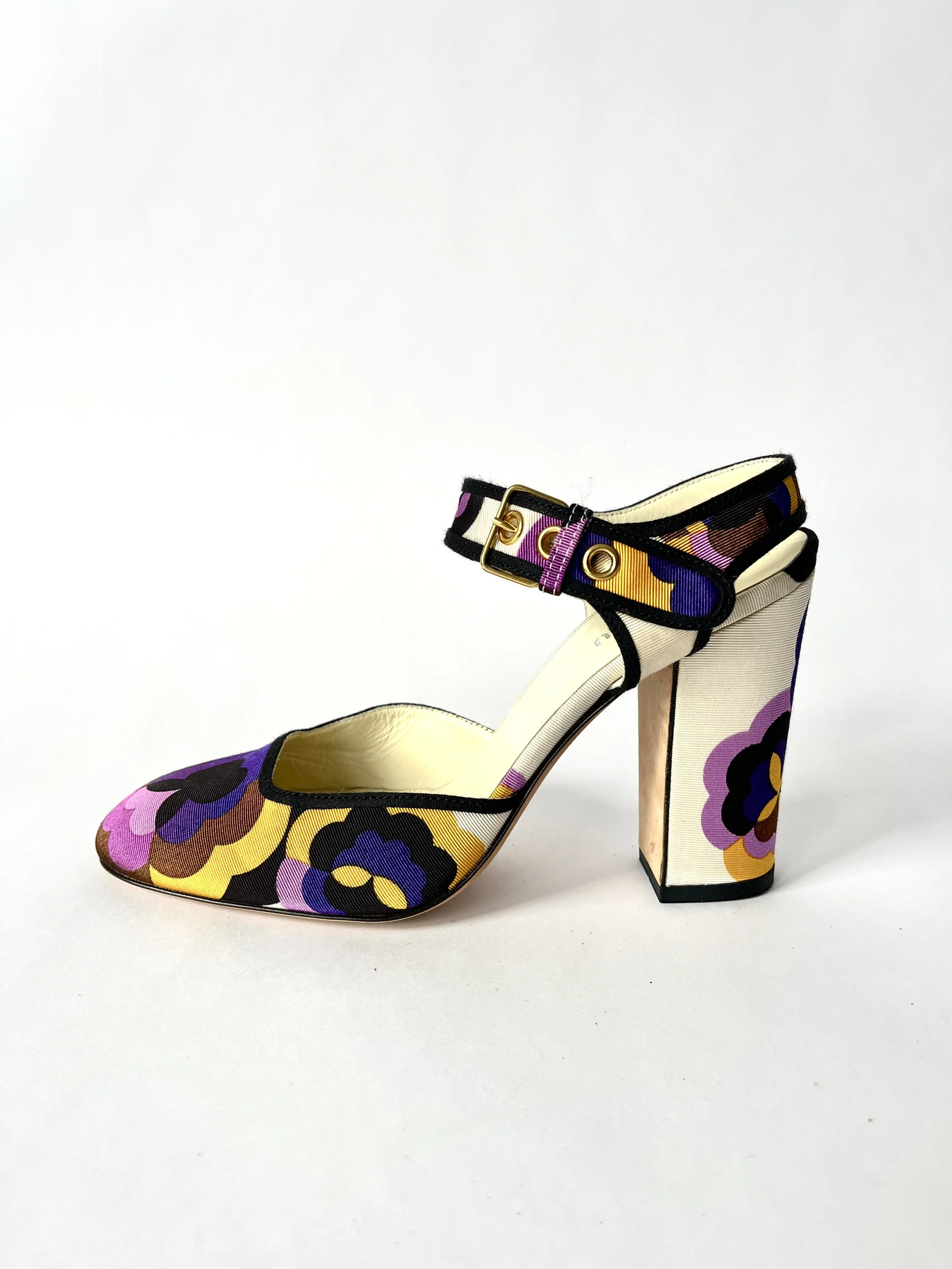 Vintage Miu Miu Shoes Floral Fabric Pumps Size 36