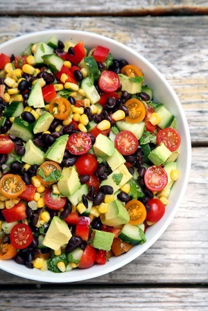 resized_cucumber_black_bean_corn_tomato_and_avoc_20161106130740348696pgy.jpg
