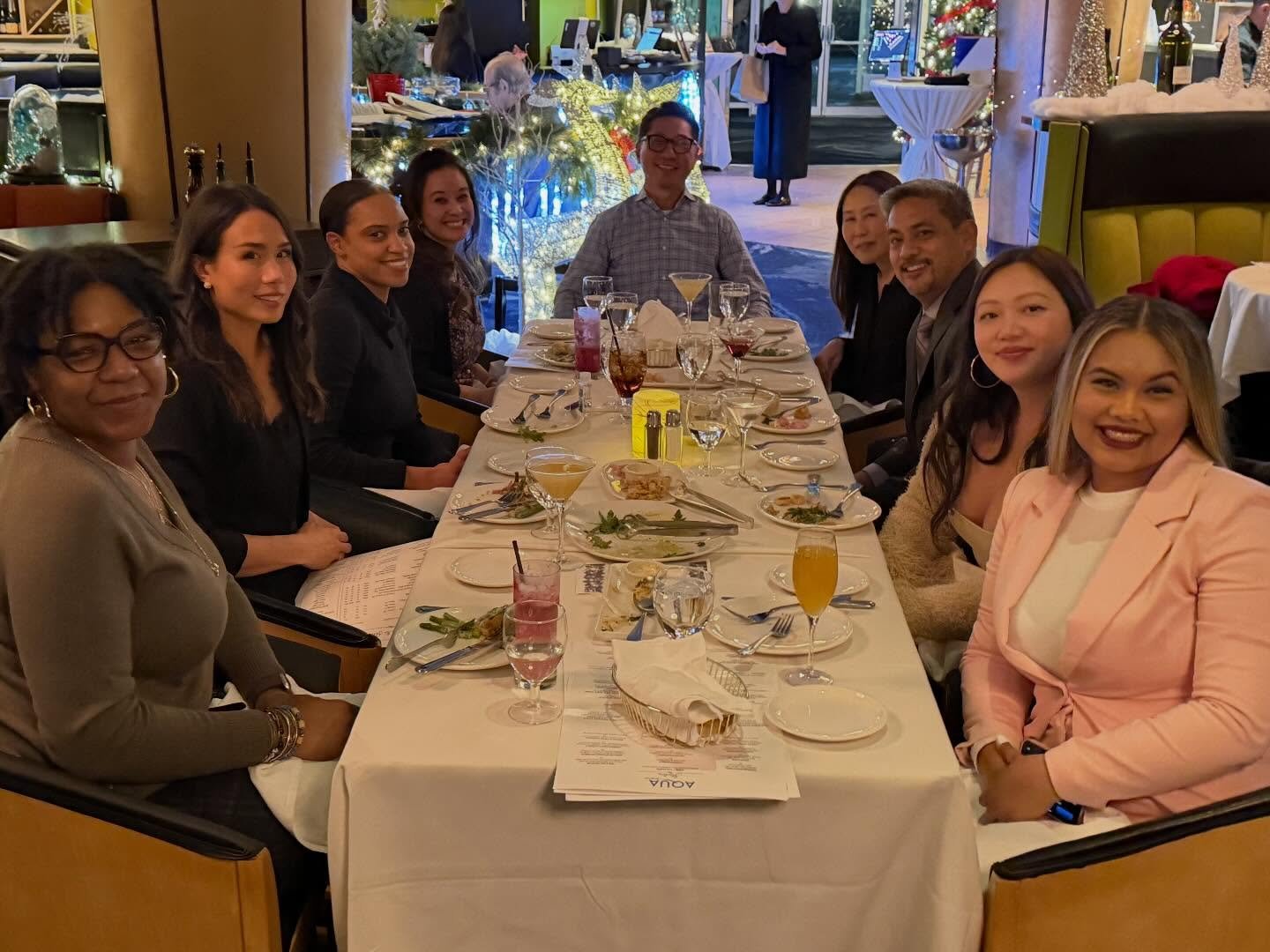 Smiles on Madison Holiday party is in the books! Thanks to my wonderful team for another successful year. #merrychristmas❤️ #smile😊 #lovemyteam❤️ #aquabyelgaucho