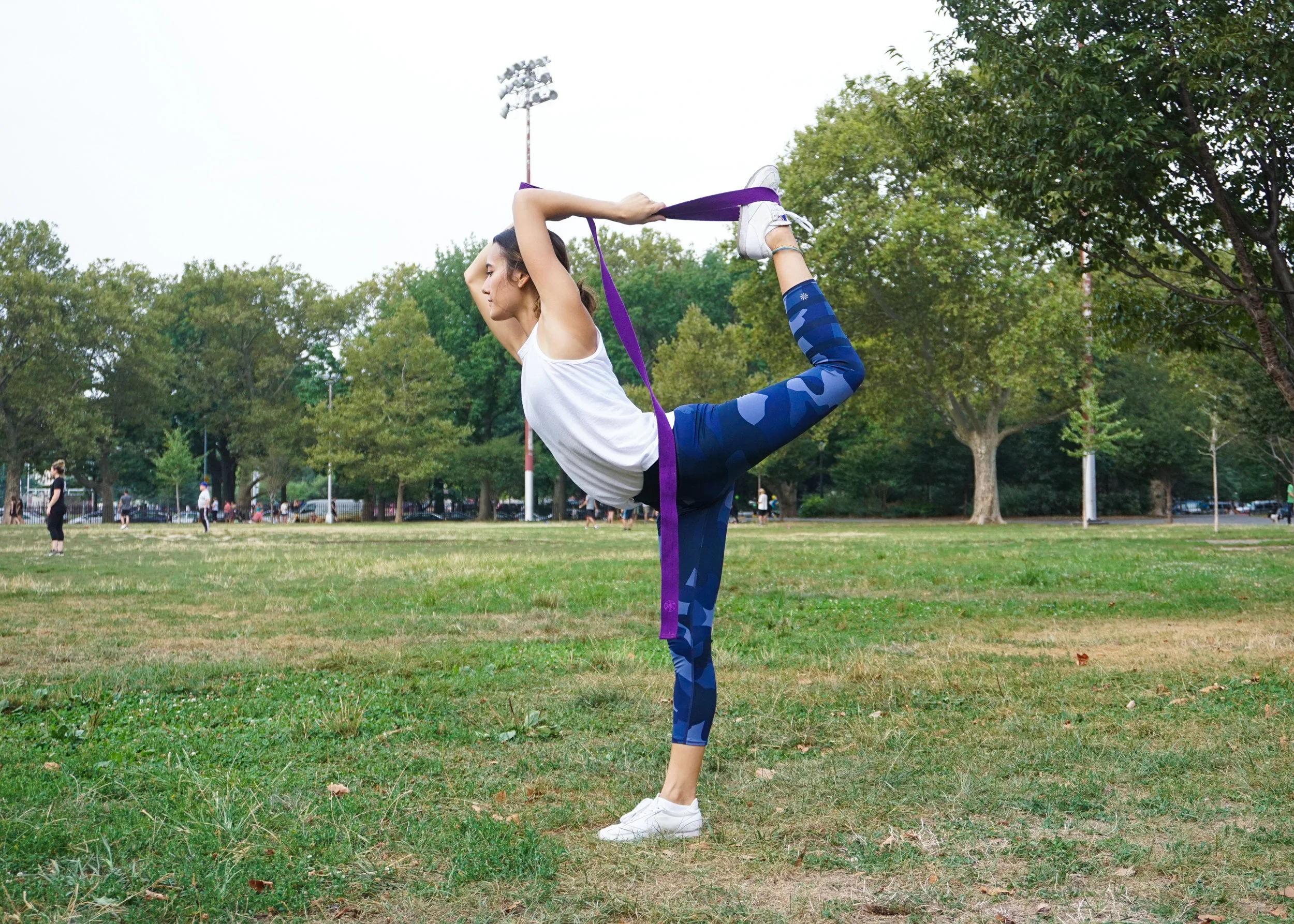 athleta_dancerpose