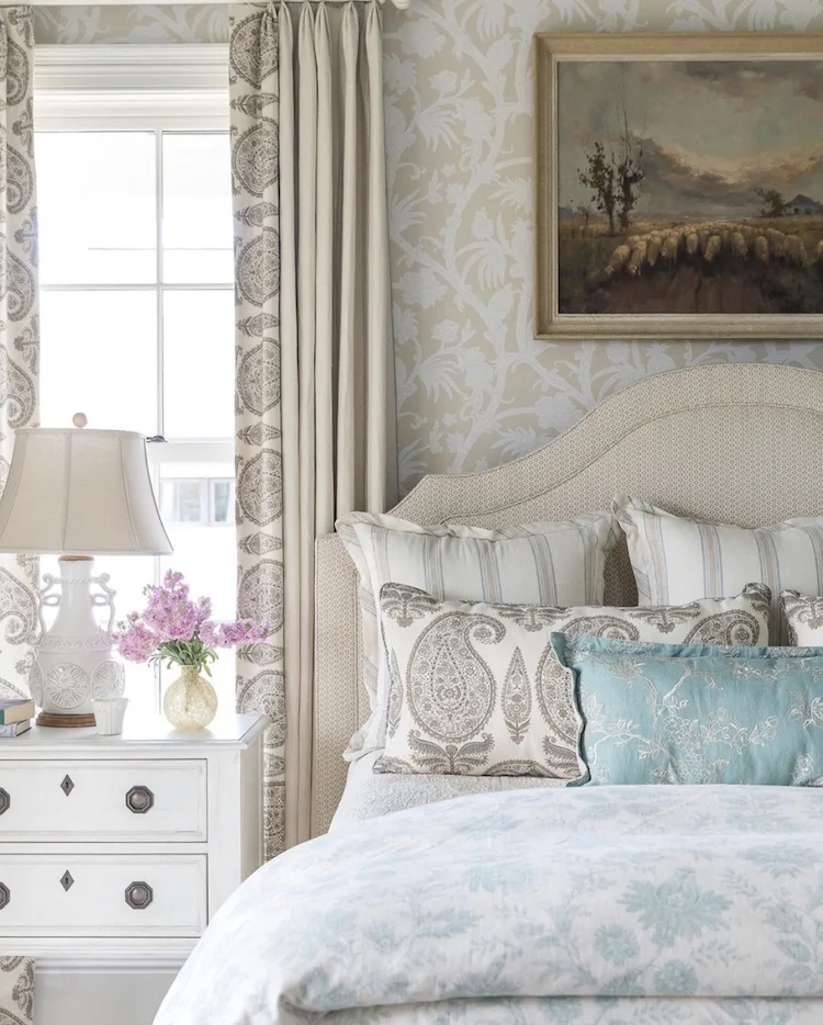 Interiors by Eric Ross. Photograhed by Evin Photography.