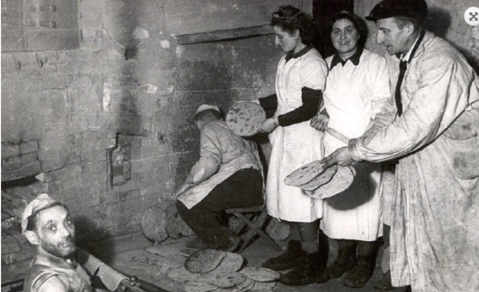 Baking Matzah in the Lodz Ghetto